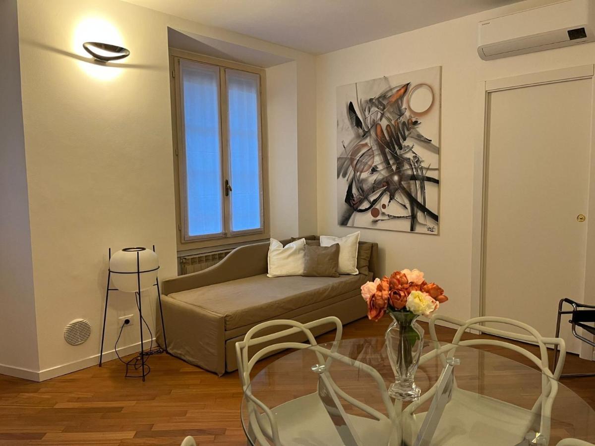 Casa Vercelli Delizioso Bilocale Moderno Nella Vecchia Milano Kültér fotó