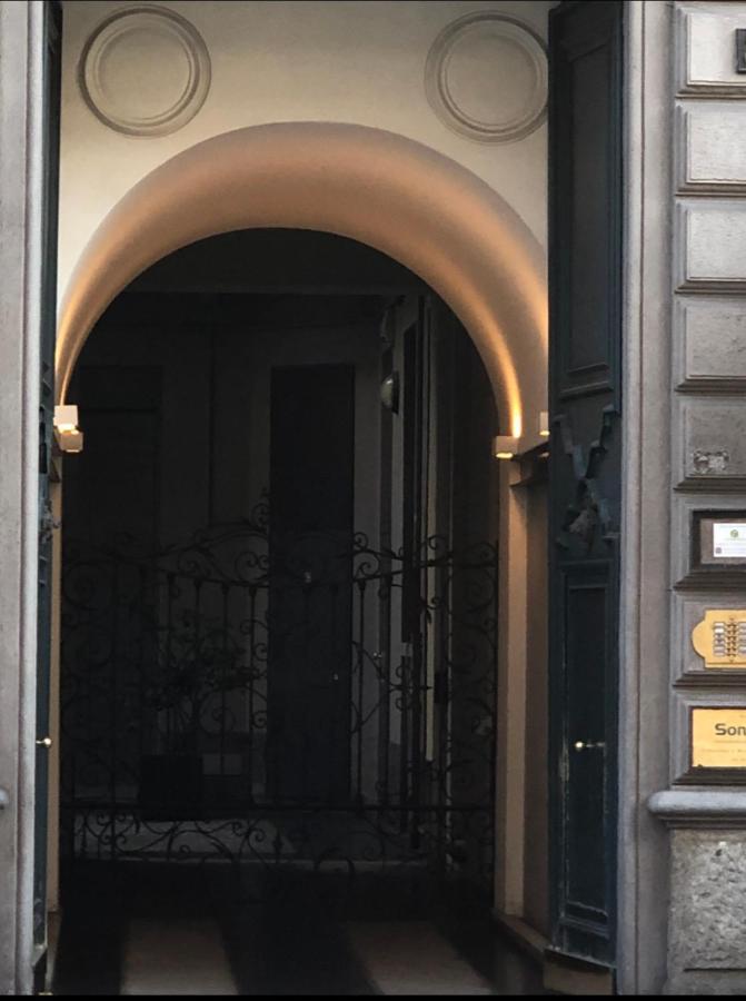 Casa Vercelli Delizioso Bilocale Moderno Nella Vecchia Milano Kültér fotó